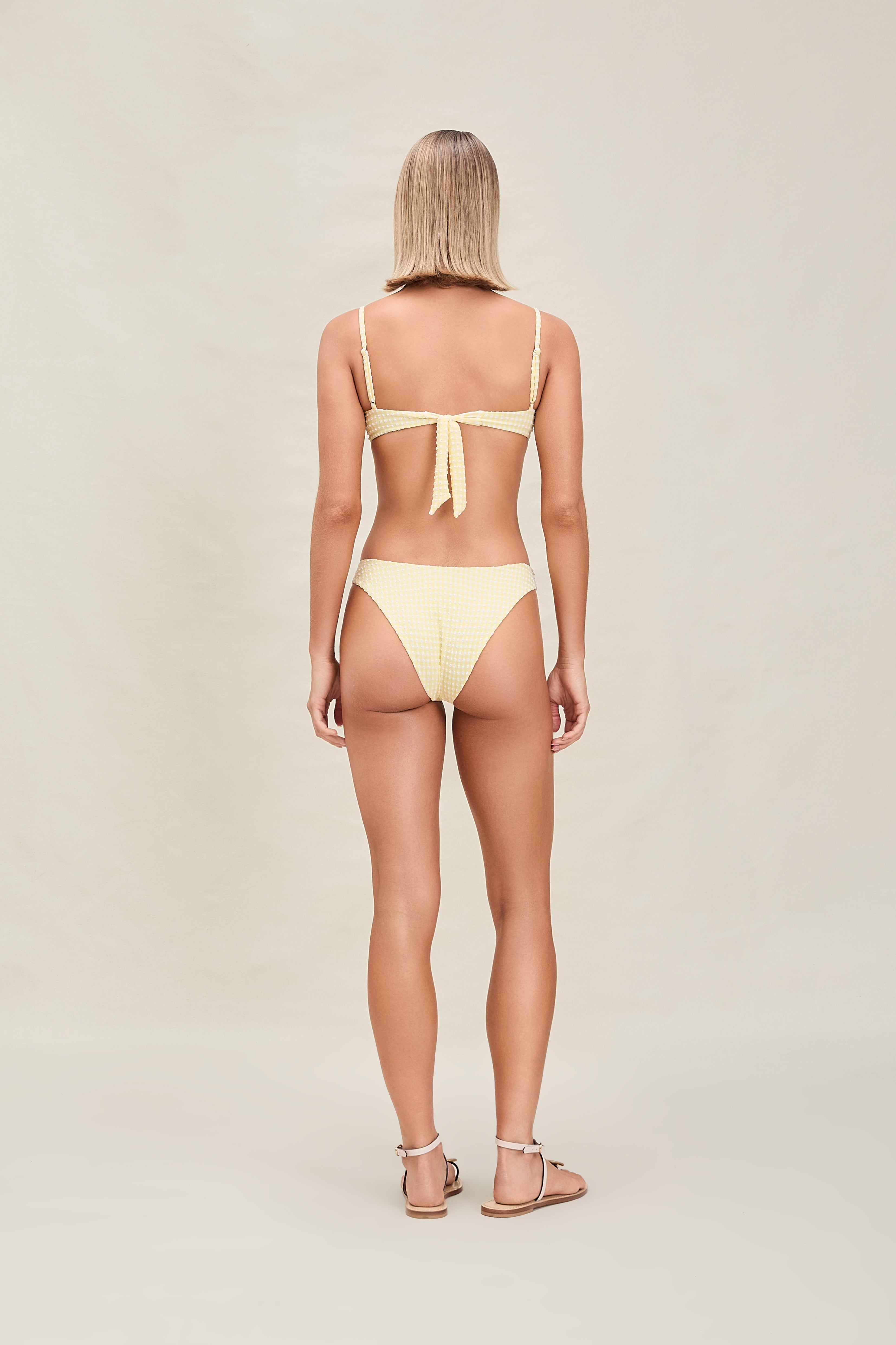 Larissa Bottom